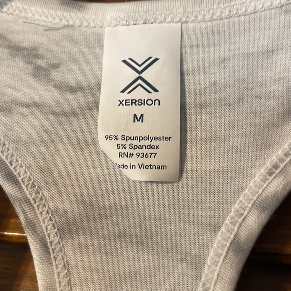 NWT Xersion White & Grey Workout Tank - Picture 5 of 8